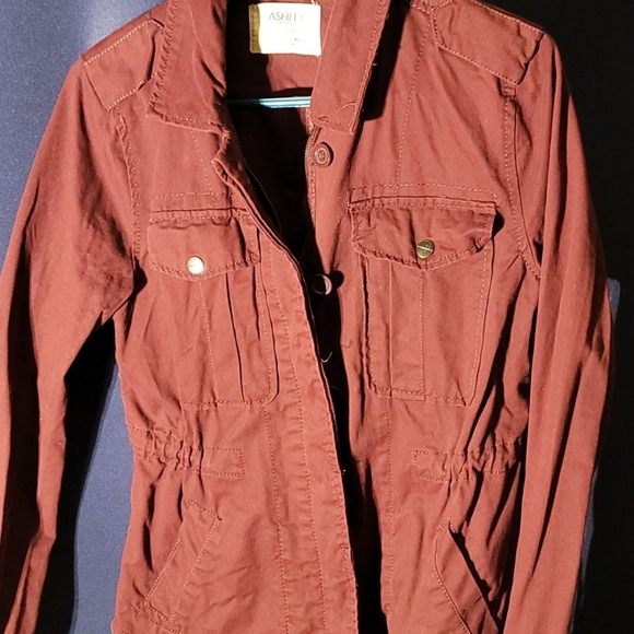 Jacket - Picture 1 of 6